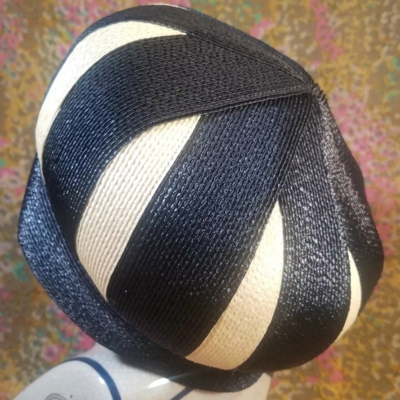 Vtg Blue and White Striped Straw Hat - Woodward & Lothrop Washington D.C. Sz 6 - Picture 3 of 13